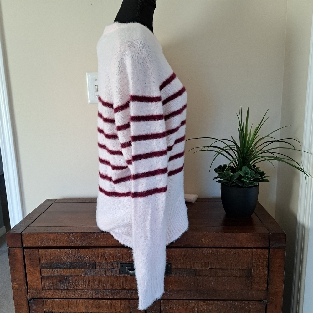 ❤️ Bleu Gray Eyelash Sweater Women's Small Pink Striped Cozy Crewneck Top - Picture 4 of 13